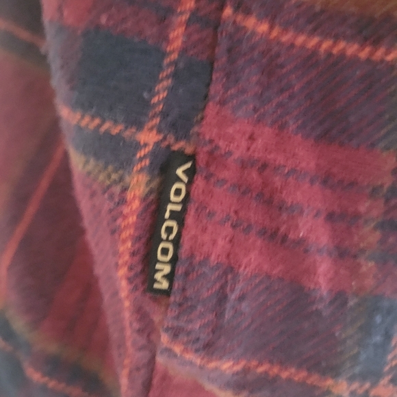 Volcom Plaid Flannel Shirt - Picture 7 of 8
